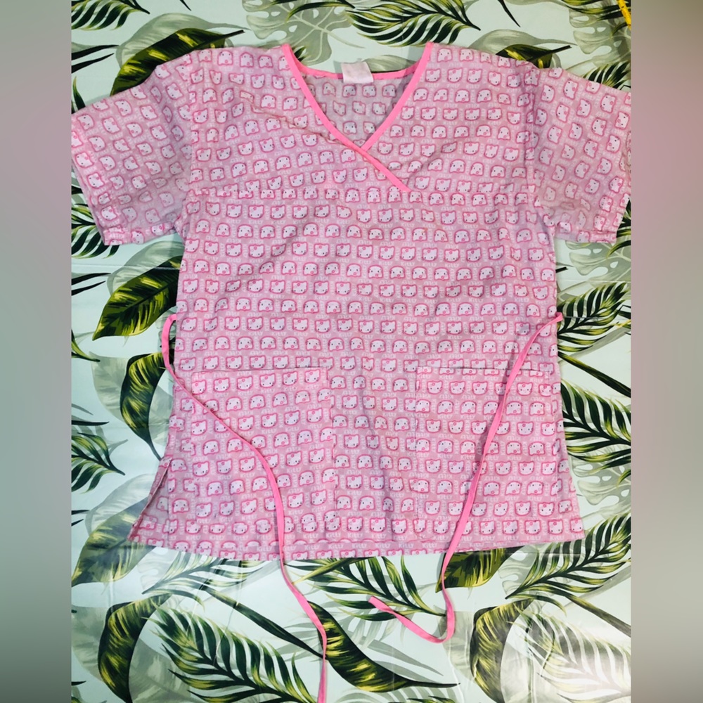 Hello Kitty scrub top